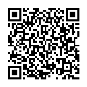 ……当时我看到了卡恩总是在自己的帐篷捣鼓一些什么有的没的二维码生成