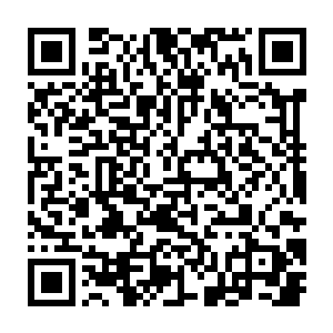 一会儿是在崔莹办公室第一次答应出任处理贾耀民案专项工作组组长时的情景二维码生成