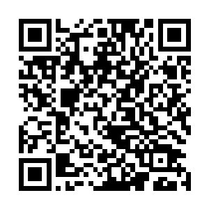 一如他当初纠结要不要留下宋链一条命一样的纠结……只是二维码生成