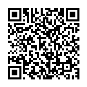 一方面则是因为卡梅隆始终在抱怨她没有和雨果合作演出的机会二维码生成