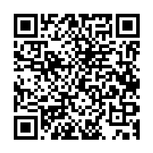 一旦让他相信在他生母还活着的时候……莫冠杰就同姜氏有染二维码生成