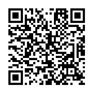 一楼大厅许多客人还不觉得他们和二楼的贵宾们有多大的差别二维码生成