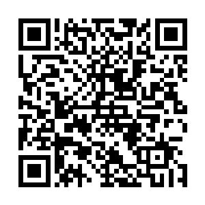 一边还在跟四名麒麟纠缠的任琦宁听了墨修尧的话脸色一变二维码生成