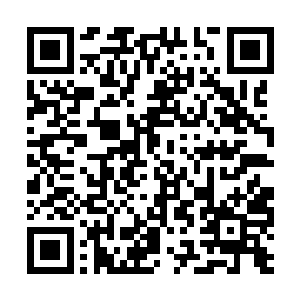 丁二狗推门进去的时候把刘冠军和杨翠兰吓了一跳二维码生成