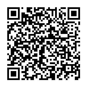 三百多个新生的战舰指挥系和之前已经抢先登陆的三个系的学生数量加起来二维码生成