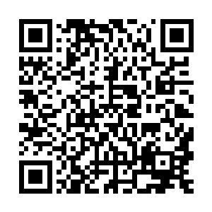 上上下下仔细地欣赏了一下李思琪在没有衣服遮挡下的完美身材二维码生成