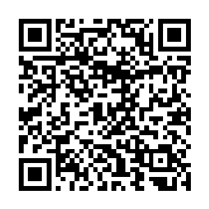 上次你明明答应过我以后不会再出现在英王殿下的面前二维码生成