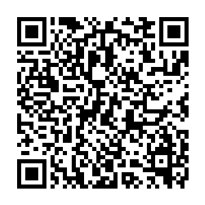 不是被智信逼得无可奈何……萧易是绝对不会选择这么疯狂的……这……二维码生成