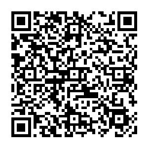 不管是霍天逍在弱冠之龄挥师北上以压倒性的优势迫使北斗王朝签下的雷诺城之盟二维码生成