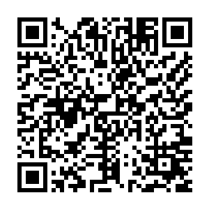 不过凭其敏锐的感知以及对自己的自信让他深信这里面的东西定然不凡二维码生成