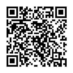 不过林封谨此时完全顾不上这首词里面表达出来的含义二维码生成