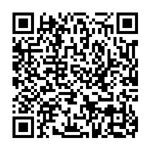 两个班级的学生将要在下一次的大考中进行总分和平均分的双项竞争二维码生成