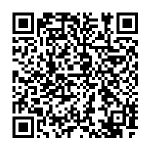 也不管笛云州惊愕而无奈的表情与一时不妨竟直接被推的跌坐在地的宣露露二维码生成