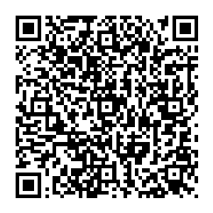 也就又把他在南潭县经济技术开发区工作时到昌州锦丰酒店当鼹鼠挖昌州墙角的事情简单介绍了一番二维码生成