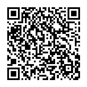 也指出了眼前比较现实的问题……这一个暗室门口可不是只有一个青铜武士的二维码生成