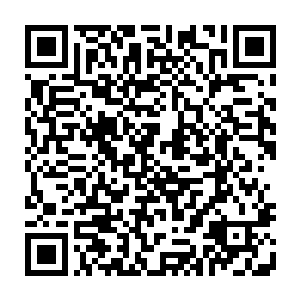 也是我这次欧洲之行的目标……一个是放置于索菲亚教堂神像下的一个香炉二维码生成