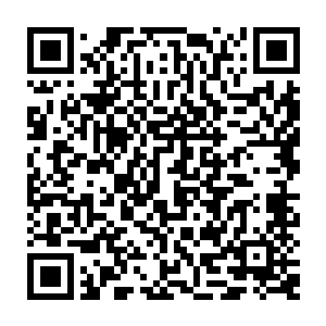 也没人说得清楚他的一举一动到底是随性而为还是早有算计……某种意义上来说二维码生成