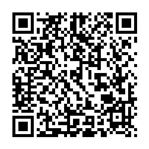 也没有留意到靠躺在寝榻上的萧恒唇角依稀闪过一丝不尽相同的弧度二维码生成