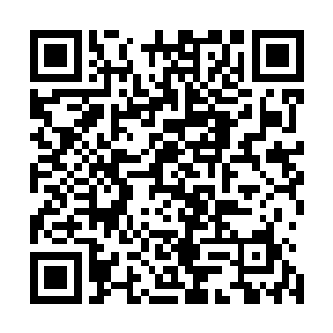 事实上昨晚半夜他清醒过来之后就已经狠狠的呕吐了一次了二维码生成