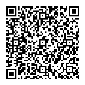 人家一上香的和尚让他上三百多的香这货直接往人家的功德箱里扔了十块被人家和尚狠剜了两眼二维码生成