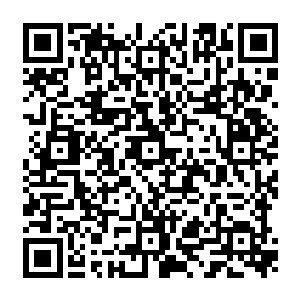 人留在自己身上淡淡的清香让柯子华居然一次又一次的回头看向了秦墨和闫荔的背影二维码生成