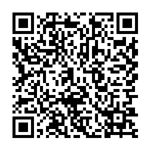 从客满居门外冲进来的人的动作发音吸引了客满居一楼用餐的客人目光二维码生成