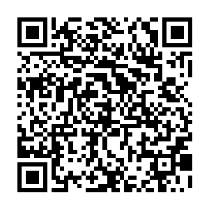 他不可能就这么简单地将全基地军人的性命交给一个不熟悉且不知底细的人二维码生成