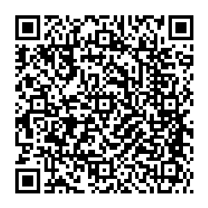 他也没舍得动吴静怡一根手指头…不过这样的人对于一个没有经历过生活磨砺的女人来说的确不怎么具有诱惑力二维码生成