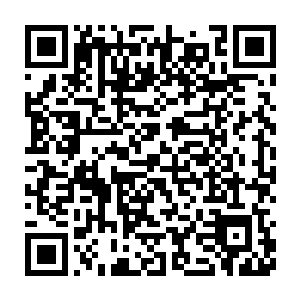 他们也顾不上会不会给这位美女留下巴黎男人很没有绅士风度的恶感了二维码生成