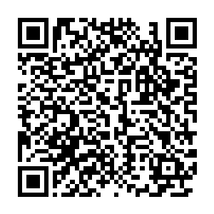 他们家里所有人的银行卡信用卡和珠宝首饰这些都被银行给搜走了二维码生成