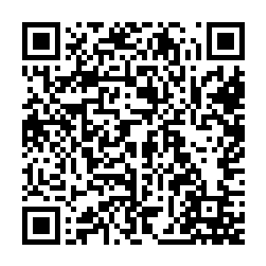 他们并没有这么多时间去细细察看一个人的一生做了什么说了什么二维码生成