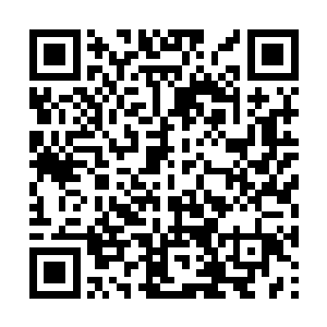 他似乎开始过上了一种类似于清心寡欲的和尚生活二维码生成