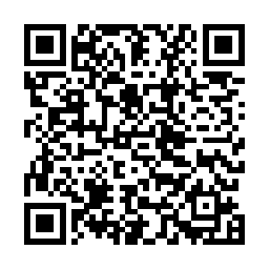 他依然还记得第一次站在那个他一生最敬服的男人的面前二维码生成