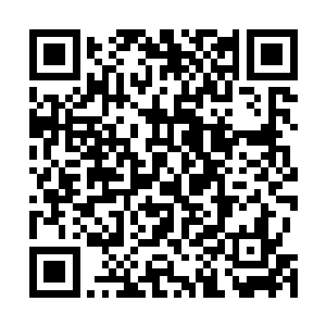 他便已经想到了对付周御龙这不完整的两仪微尘阵的方法二维码生成