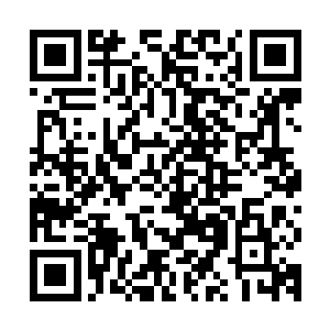 他可不认为一个能够轻易击伤他的家伙会这么轻易的就被他干掉二维码生成