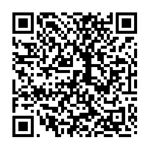 他在之前被宙斯等人摧毁的那几个星球残骸中使用追踪箭头的时候却根本没用二维码生成