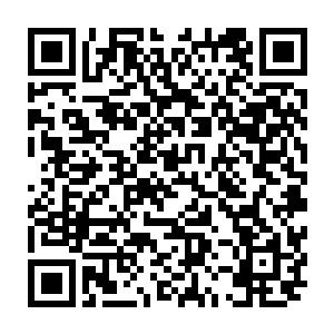 他就猜测到会有这样的可能性――他早就开始在内心深处分散这样的压力二维码生成
