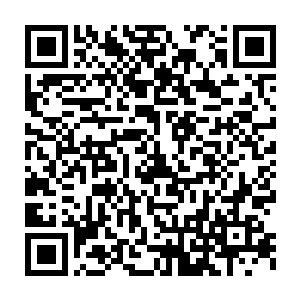 他已经获得了包括波音公司和雷神公司在内的好几家大型企业支持二维码生成