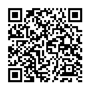 他怎么敢戴上这个当初是属于萧强在太古的爷爷所拥有的戒指呢二维码生成