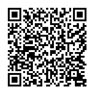 他意识到电影片头切入时的那些画面就是这个连环杀手制定杀人计划的零散片段二维码生成