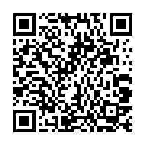 他是在利用这种方法去构建自己从来没有经历过的情况二维码生成