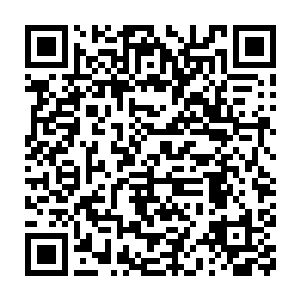 他是想要邀请何威过去他开的那家音乐学校挂名担任个名誉校长的二维码生成