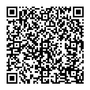 他猜测一定出了什么急事――至少不会是仇仲庸因为把生活秘书给了自己使用而欲火焚身跑过来要3p二维码生成