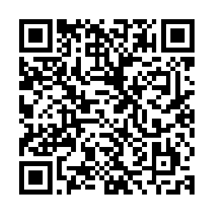 他现在还在头疼怎么在华夏人之前把两个航母编队完整的弄回来二维码生成