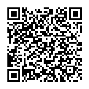 他现在随时可以从那些线条里找到无数篇已然存在于人世间的诗词曲赋二维码生成