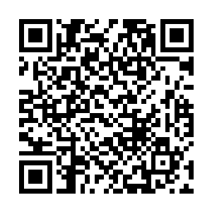 他的第三任秘书刚刚被踢到了市物价局做了办公室主任二维码生成