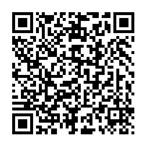 他的脑海中猛然浮现了刚才他出来的时候床上还在熟睡的宝宝的身影二维码生成
