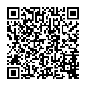 他还是让他的手下动手……而且……好像刚才他的那些手下动手的时候二维码生成