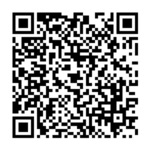 他这完整的化身和另外两具残缺的化身上也忽然绽放出耀眼的血色光辉二维码生成