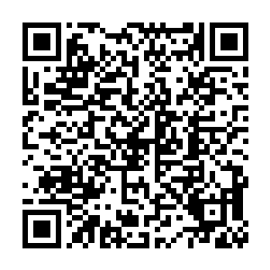 他都已经感觉到那隐藏在暗处的无数只冰冷的枪都瞄准了他的身体了二维码生成